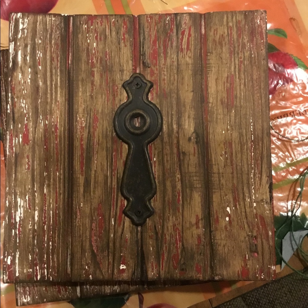 Farmhouse/Rustic Decor